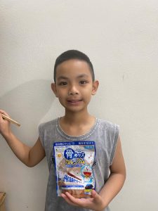 me-hoang-thuy-review-canxi-ca-tuyet-fine-japan-nhat-ban